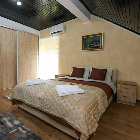 Apartman Pejovic Cladova Exterior foto