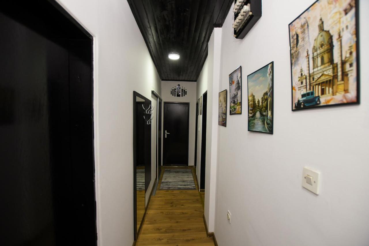 Apartment Pejovic *